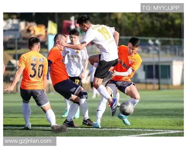 赣州小球星足球队展现青春风采推动当地足球文化发展 赣州小球星足球队展现青春风采推动当地足球文化发展